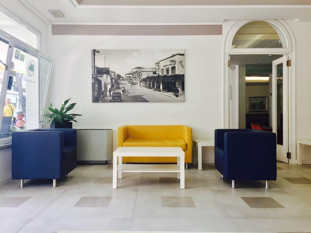 Hotel Al Mare Lido di Jesolo Exteriör bild